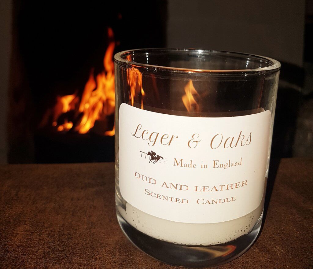 Leger and Oaks Signature Fragranced Candle Oud & Leather. Leger & Oaks